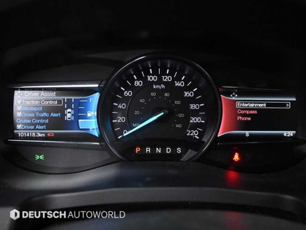 Ford Explorer - Vista 8