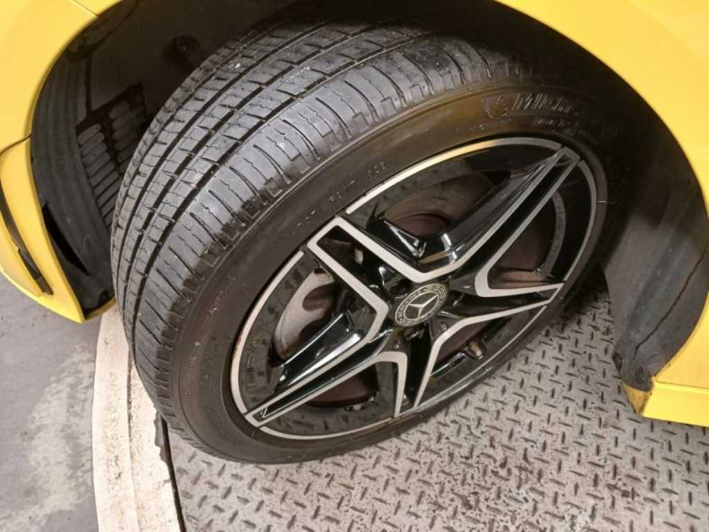 Mercedes Benz CLA Class 2023 Amarillo - Importación desde Corea - HF Imports Iquique - Foto 20