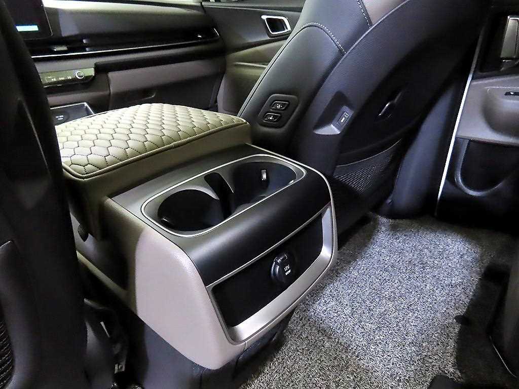 KIA Carnival 2025 Blanco - Importación desde Corea - HF Imports Iquique - Foto 13