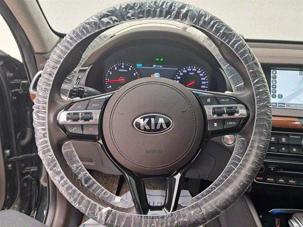 KIA K7 - Vista 7
