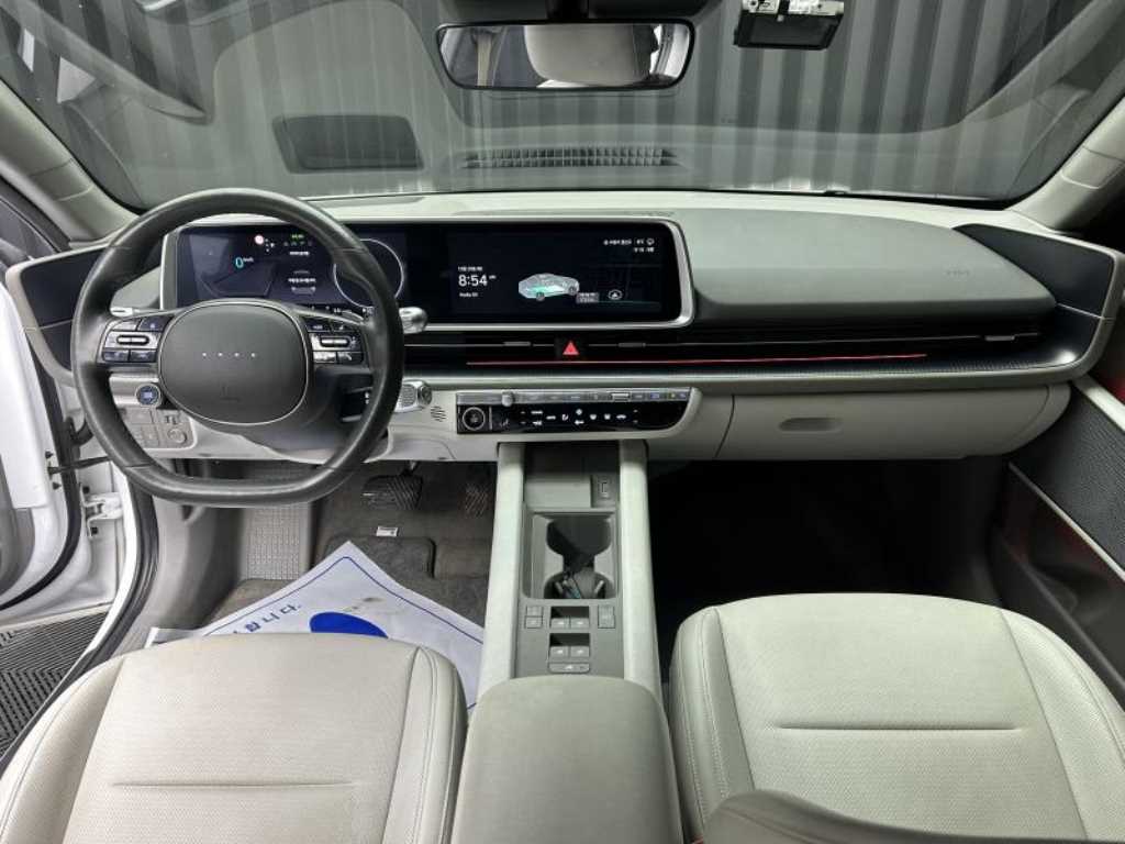 HYUNDAI Ioniq 6 - Vista 8