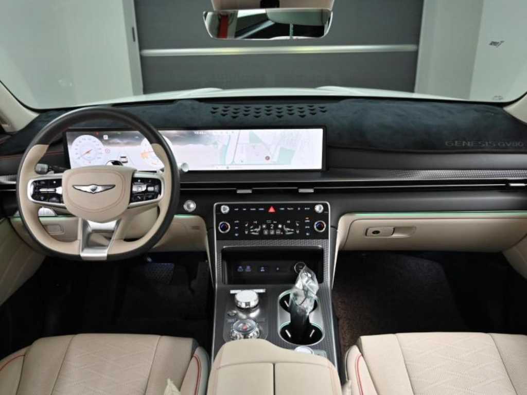 Genesis GV80 - Vista 7