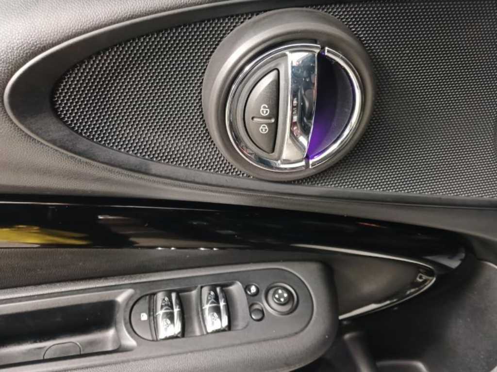 Mini Clubman - Vista 9