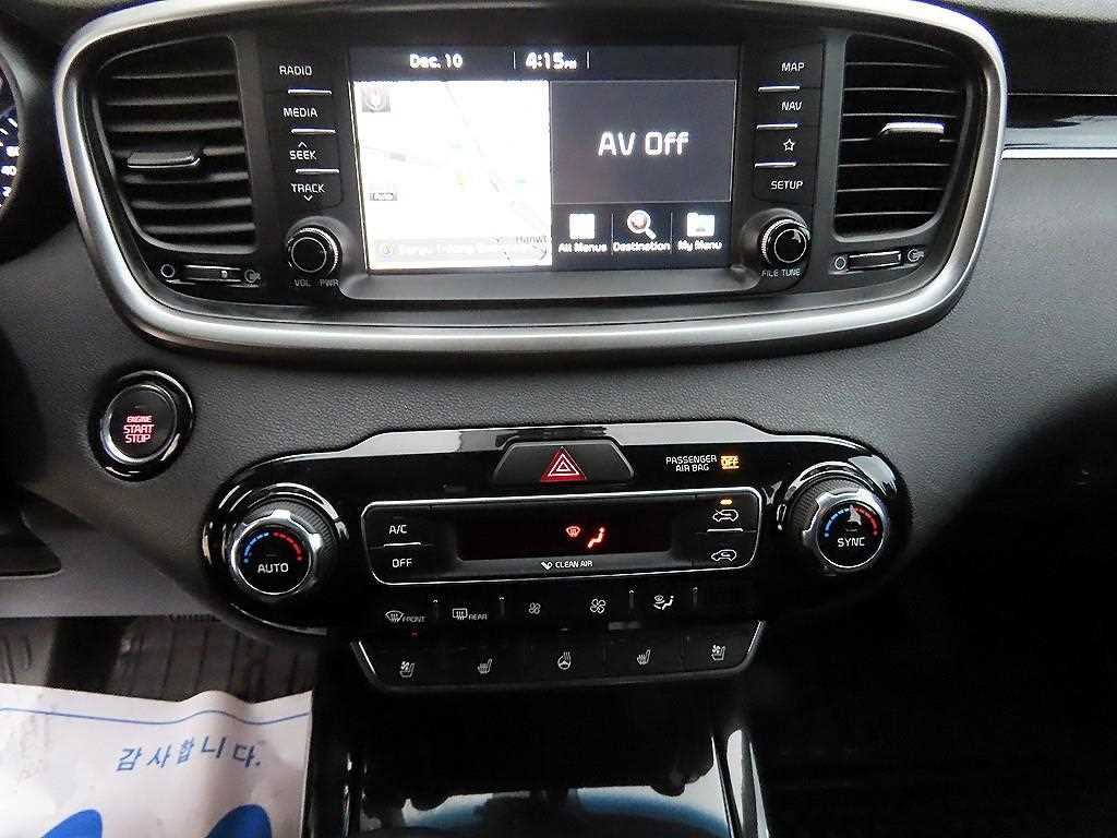 KIA Sorento - Vista 12