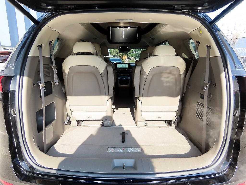 KIA Carnival 2023 Negro - Importación desde Corea - HF Imports Iquique - Foto 16