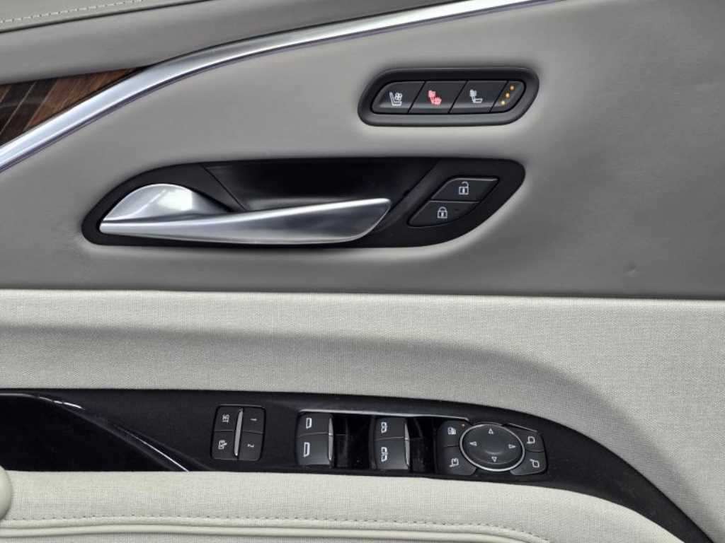 Cadillac Escalade 2023 Negro - Importación desde Corea - HF Imports Iquique - Foto 13