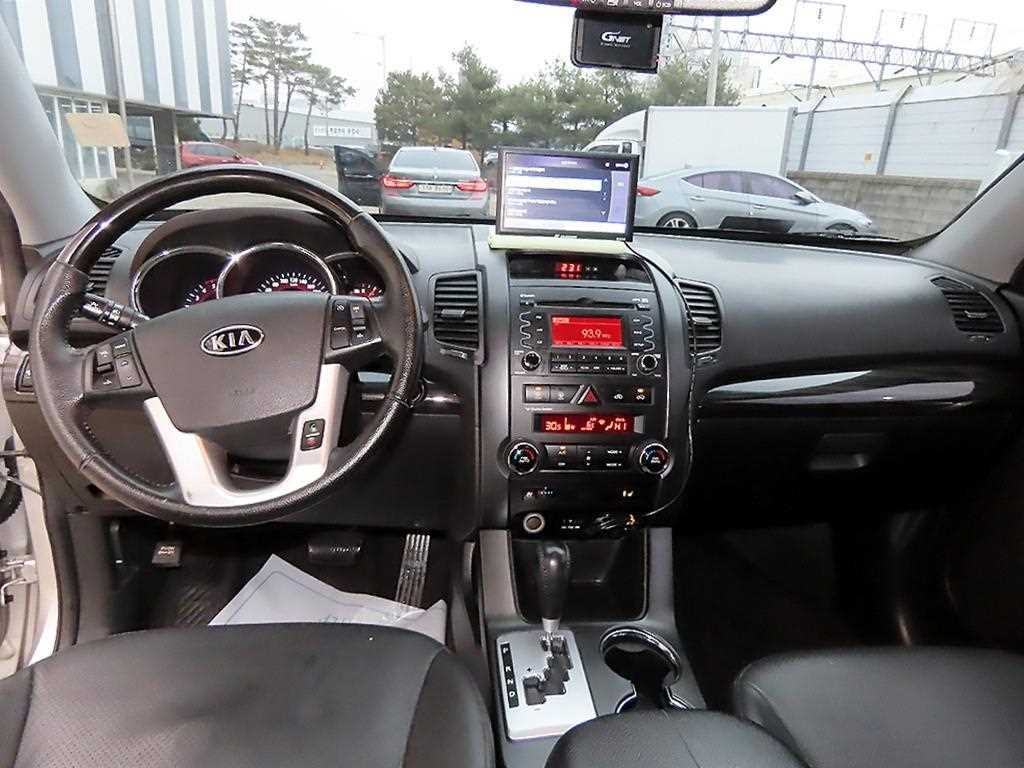KIA Sorento - Vista 7