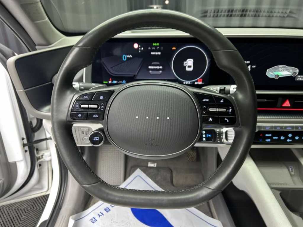 HYUNDAI Ioniq 6 - Vista 7