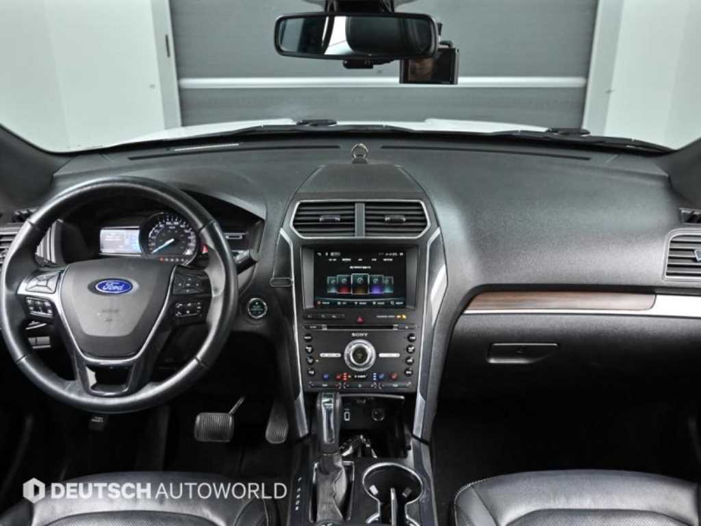 Ford Explorer - Vista 7