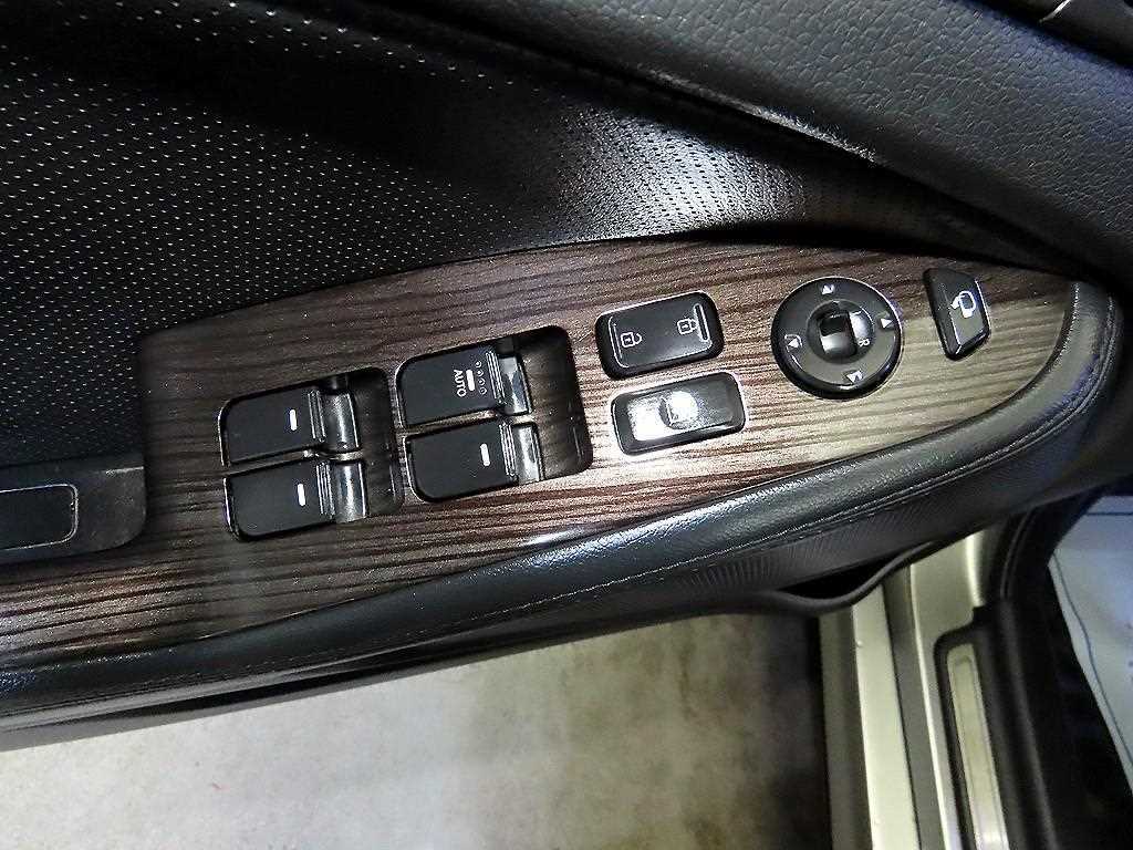 KIA K5 2011 Gris - Importación desde Corea - HF Imports Iquique - Foto 13