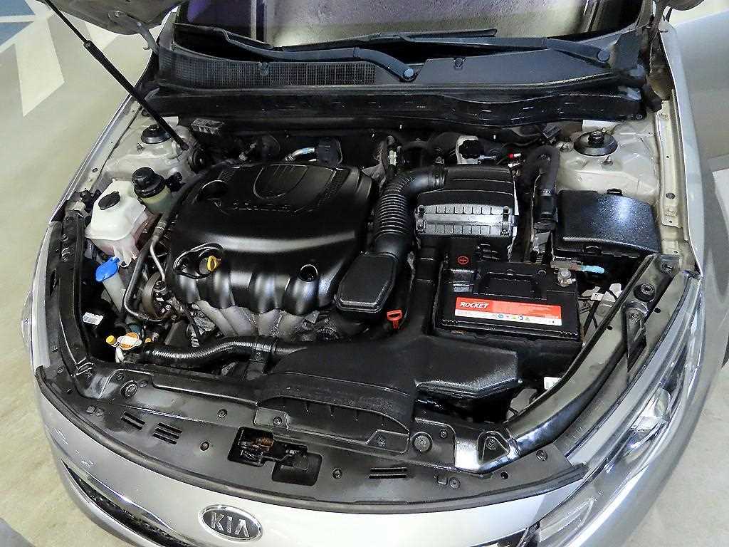 KIA K5 2011 Gris - Importación desde Corea - HF Imports Iquique - Foto 19