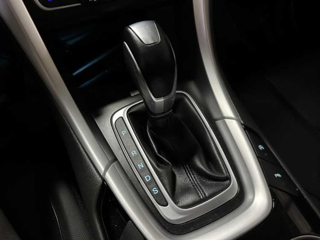 Ford Mondeo - Vista 12