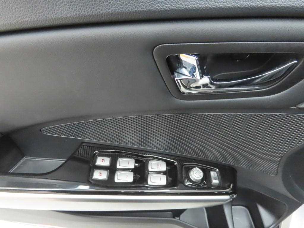 Ssangyong Tivoli - Vista 9