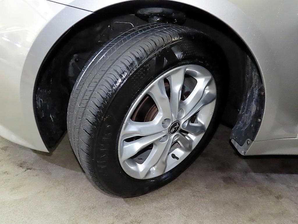 KIA K5 2011 Gris - Importación desde Corea - HF Imports Iquique - Foto 20