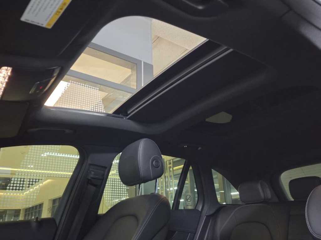 Mercedes Benz GLC Class 2020 Gris - Importación desde Corea - HF Imports Iquique - Foto 19