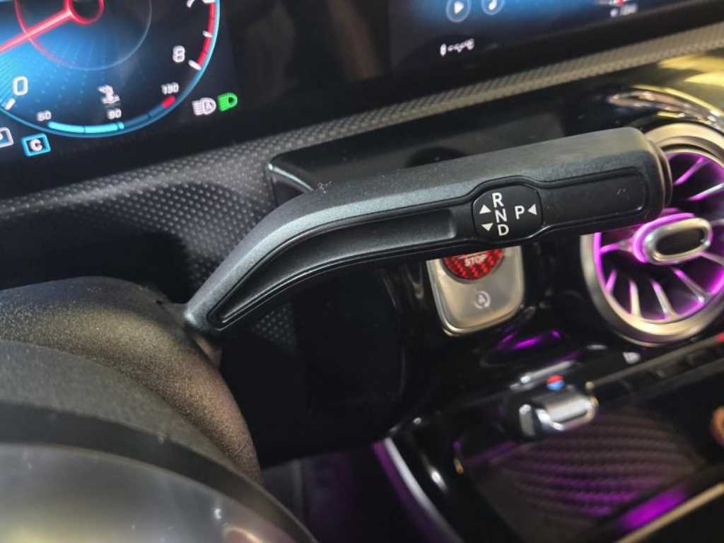 Mercedes Benz CLA Class 2020 Amarillo - Importación desde Corea - HF Imports Iquique - Foto 18