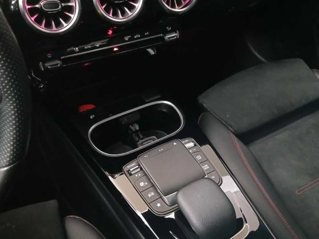 Mercedes Benz CLA Class 2023 Amarillo - Importación desde Corea - HF Imports Iquique - Foto 15