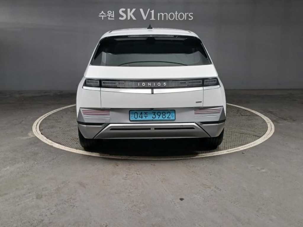 HYUNDAI Ioniq 5 - Vista 5