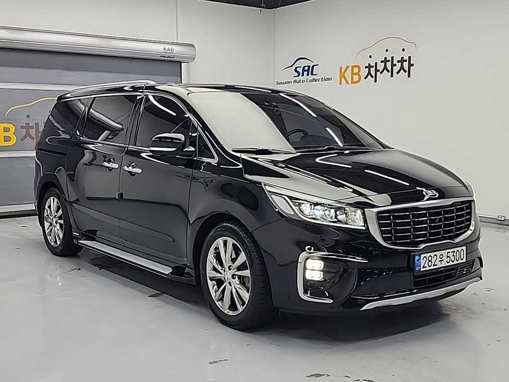 KIA Carnival - Vista 4