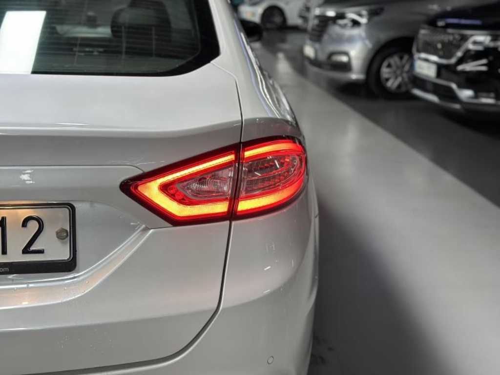 Ford Mondeo - Vista 5