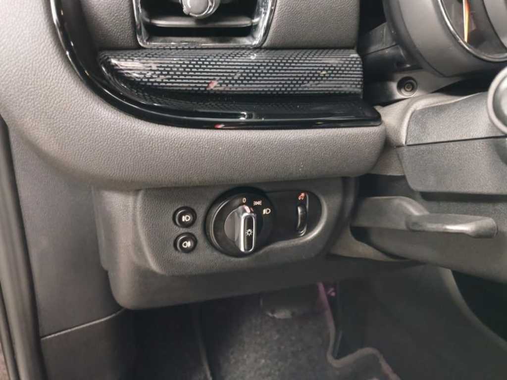 Mini Clubman - Vista 12