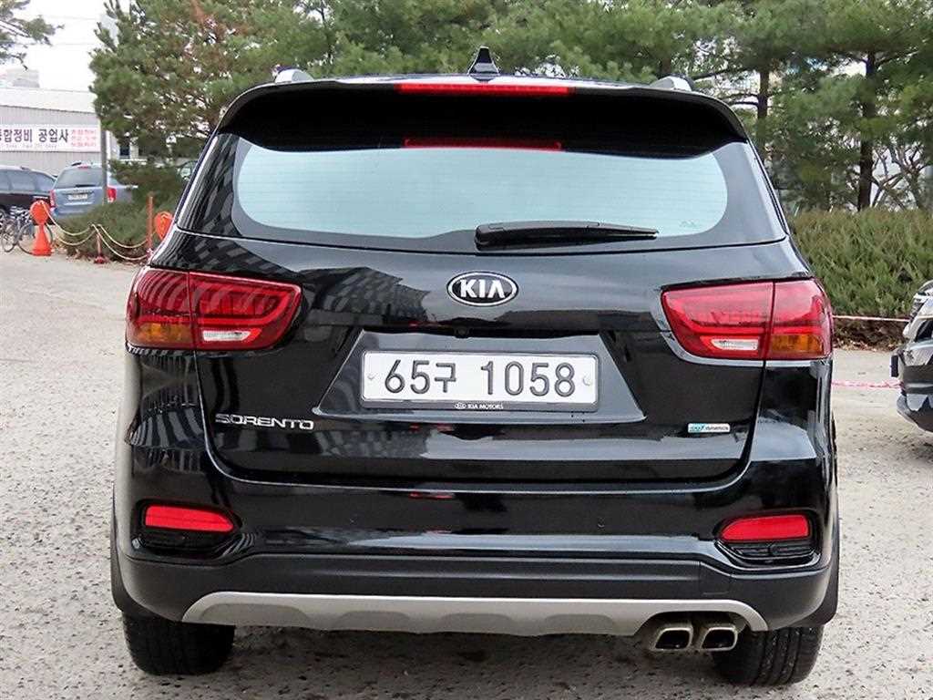 KIA Sorento - Vista 4