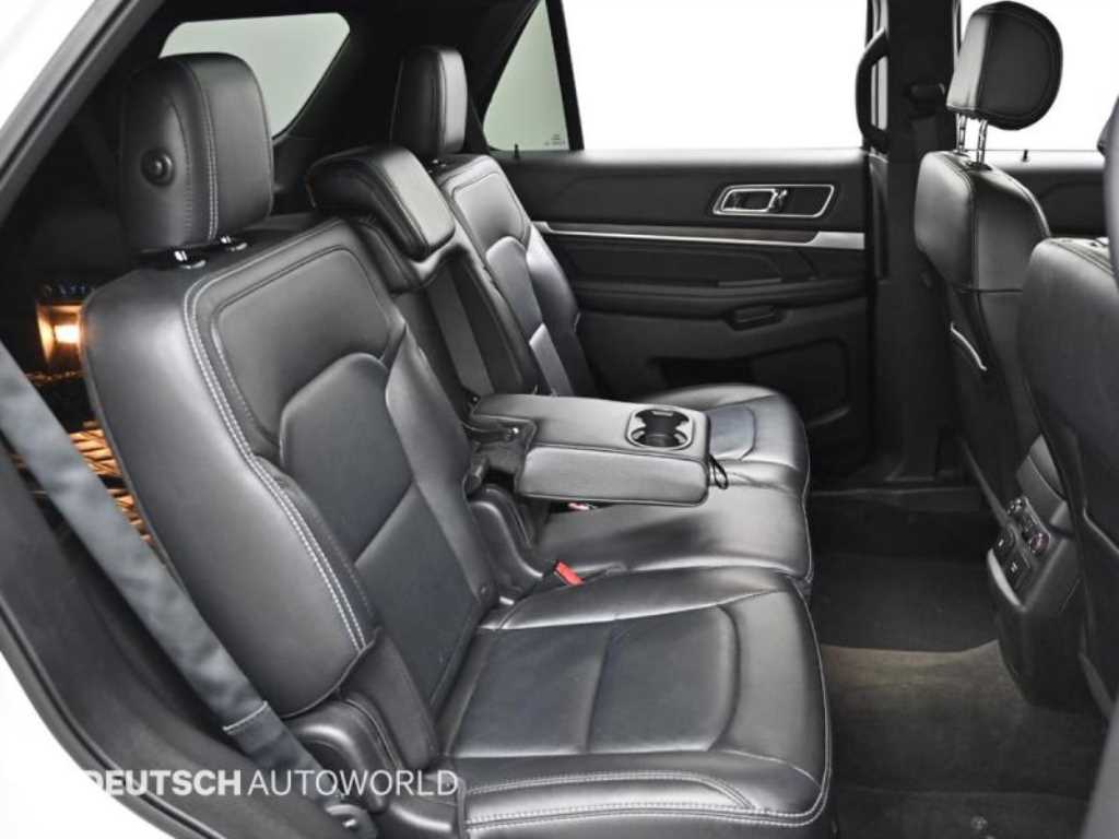 Ford Explorer - Vista 12