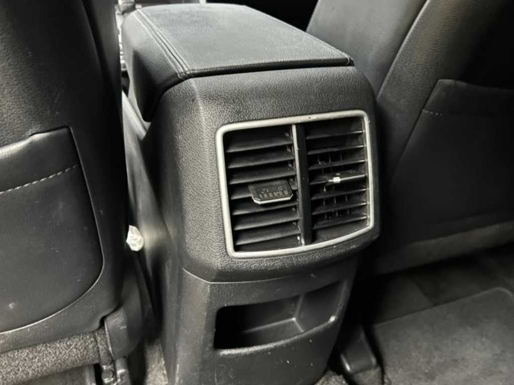 KIA Sportage - Vista 8