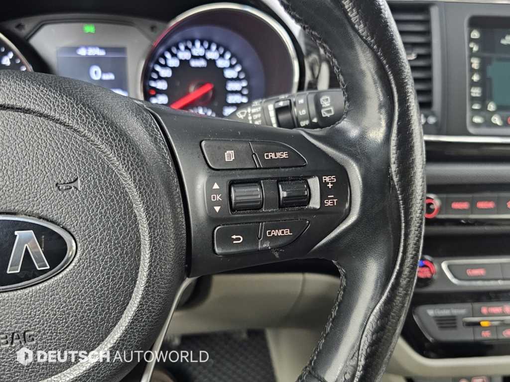 KIA Carnival 2019 Blanco - Importación desde Corea - HF Imports Iquique - Foto 18