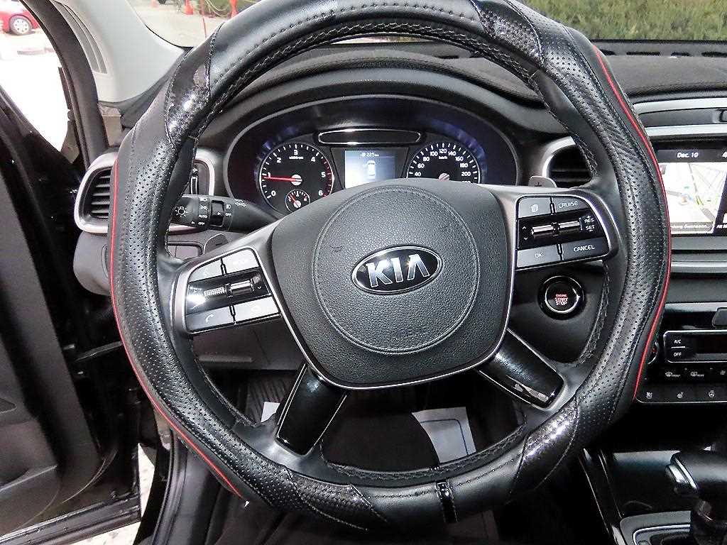 KIA Sorento - Vista 8