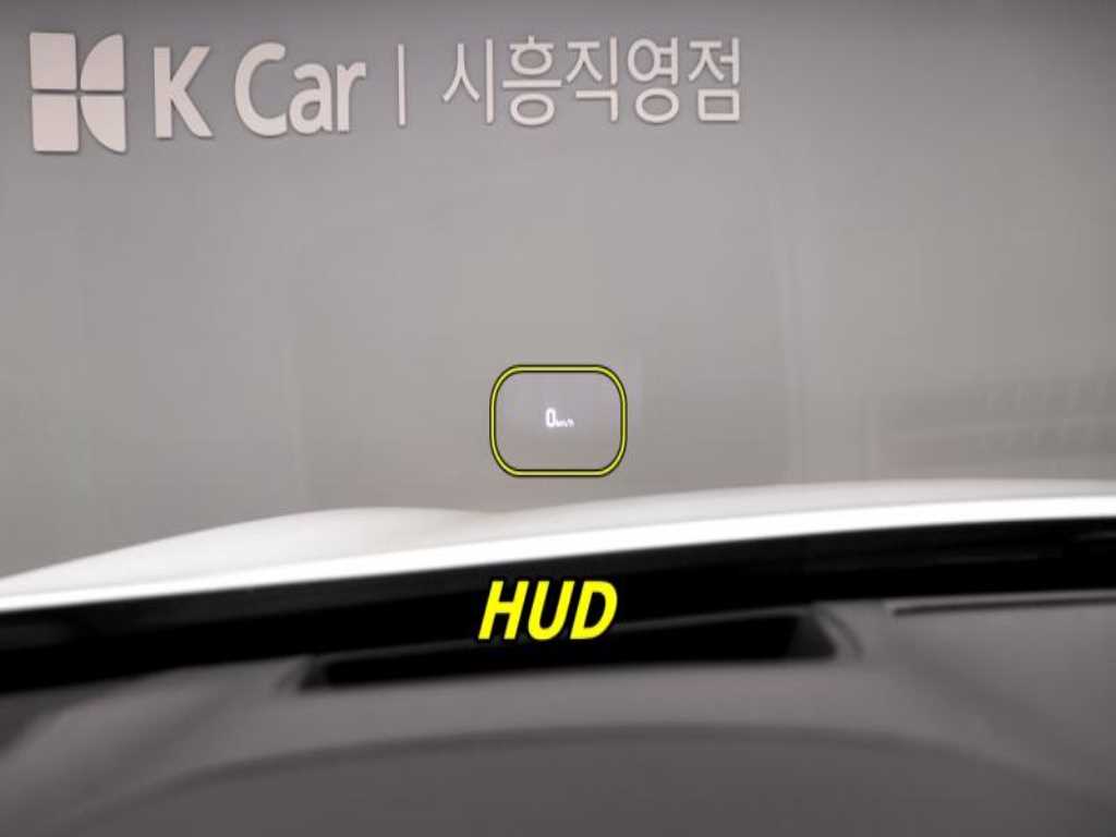 HYUNDAI Genesis - Vista 2