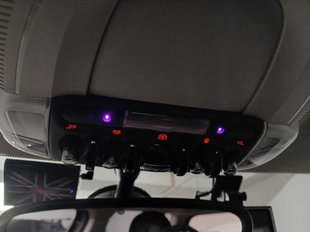 Mini Clubman 2016 the color of pearl - Importación desde Corea - HF Imports Iquique - Foto 16