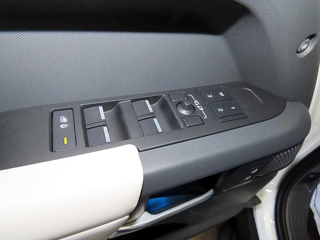 Land Rover Defender 2024 Blanco - Importación desde Corea - HF Imports Iquique - Foto 13