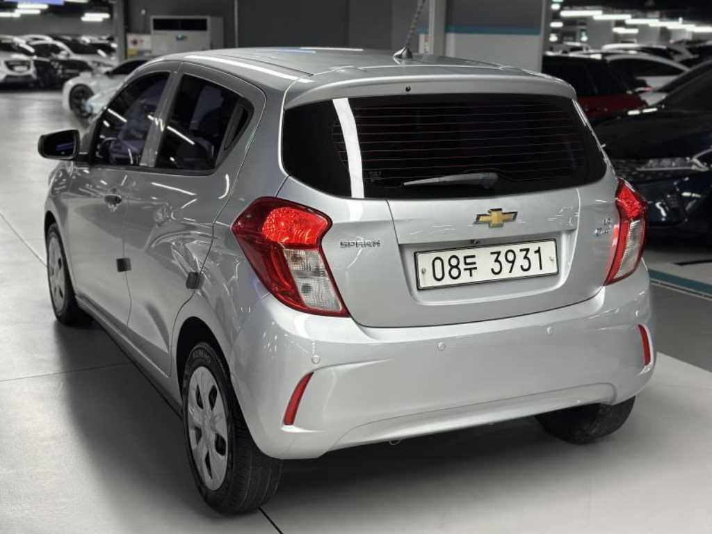 Chevrolet Spark - Vista 4