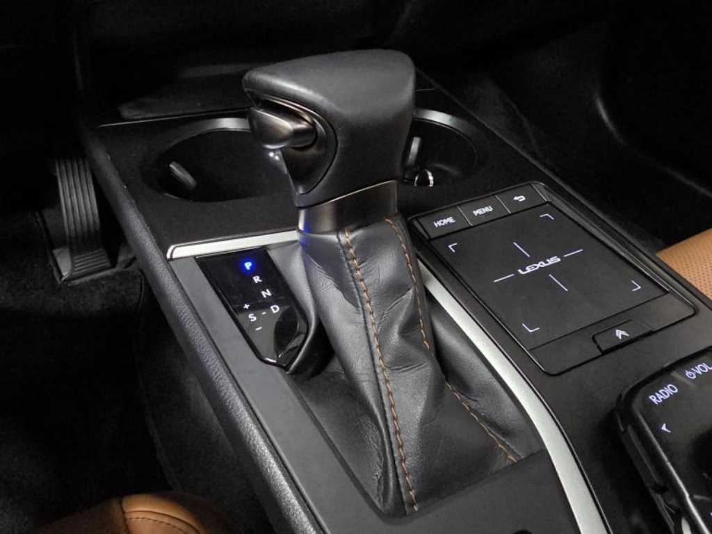 Lexus UX 2022 Gris - Importación desde Corea - HF Imports Iquique - Foto 15