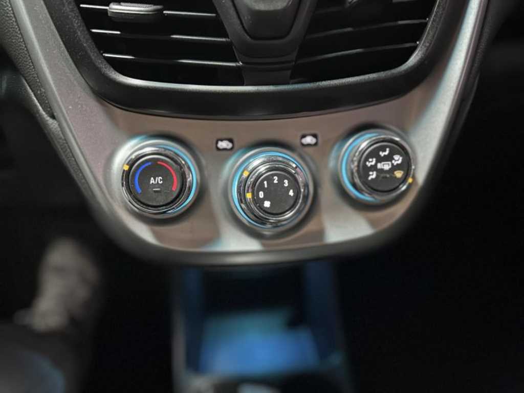 Chevrolet Spark - Vista 12