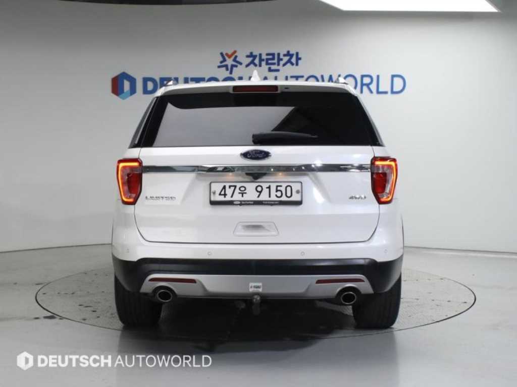 Ford Explorer - Vista 4