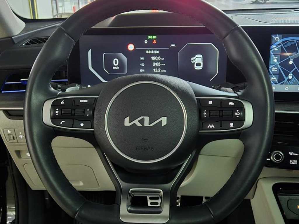 KIA K5 - Vista 10