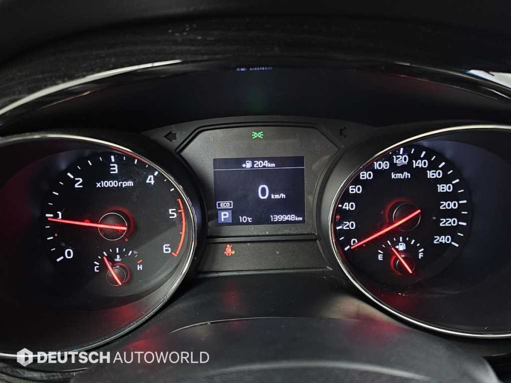 KIA Carnival - Vista 8