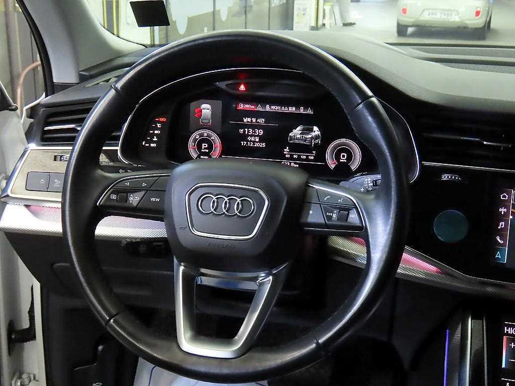 Audi Q7 - Vista 8
