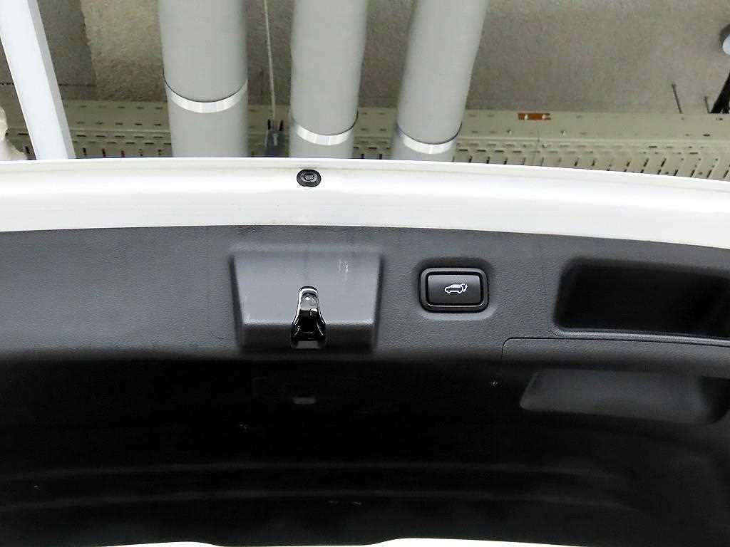 HYUNDAI Santa Fe - Vista 6