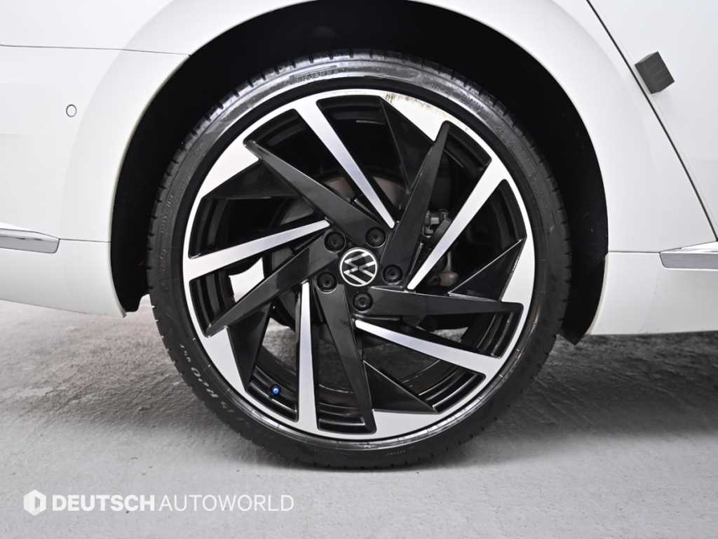 Volkswagen Arteon - Vista 5