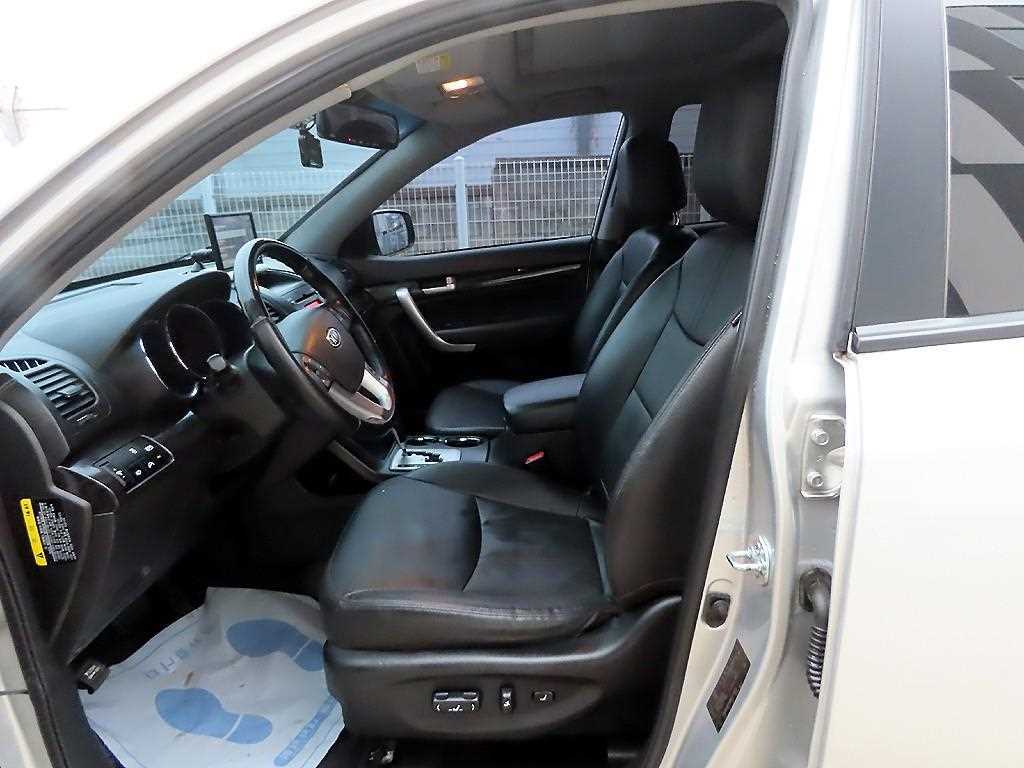 KIA Sorento - Vista 5