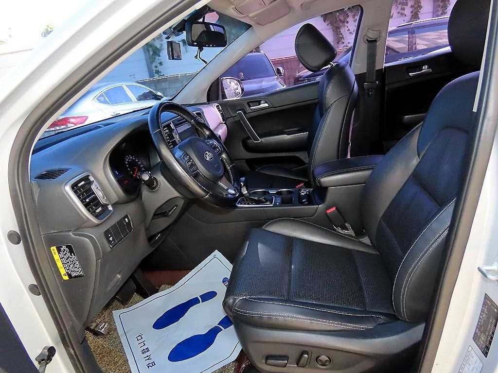 KIA Sportage - Vista 4