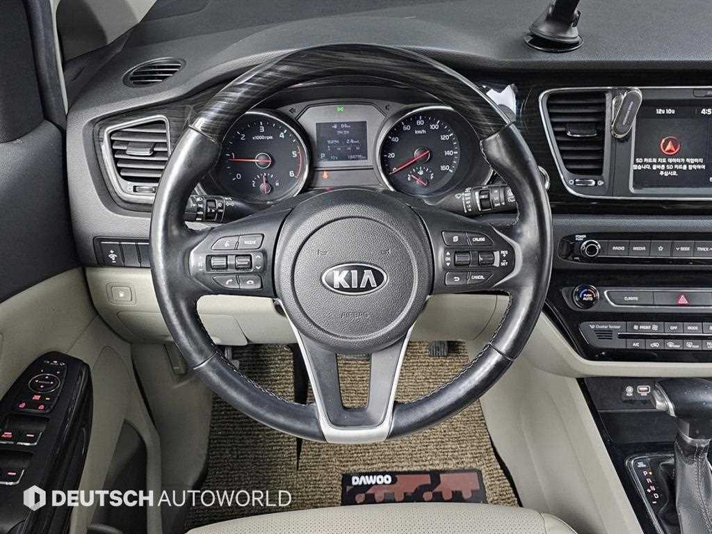 KIA Carnival 2019 Blanco - Importación desde Corea - HF Imports Iquique - Foto 13
