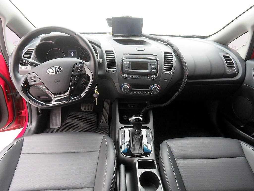 KIA K3 - Vista 7