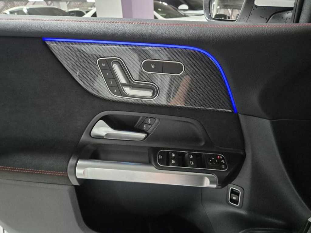 Mercedes Benz GLB Class 2025 Blanco - Importación desde Corea - HF Imports Iquique - Foto 19