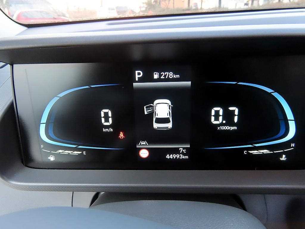 HYUNDAI Casper - Vista 9