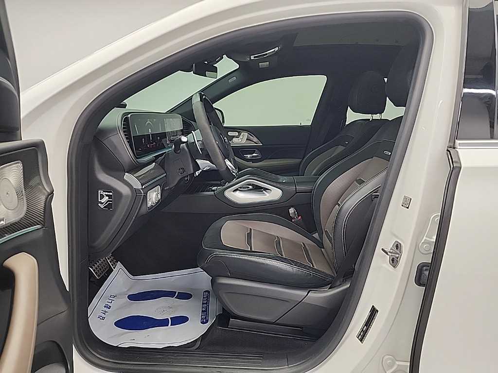 Mercedes Benz GLE Class - Vista 11