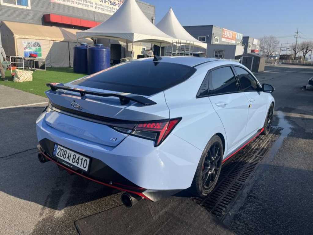 HYUNDAI Avante - Vista 6